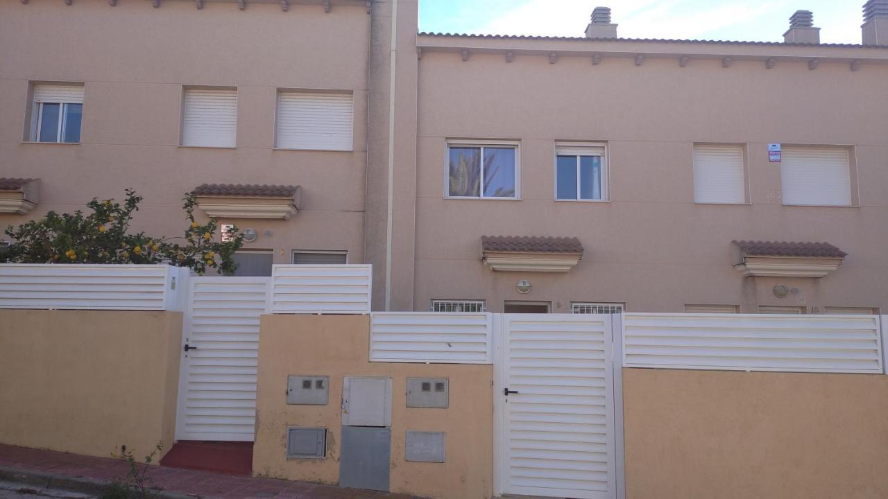 Fantastica Casa Con Piscina Y Playa ,Torredembarra-Tarragona Villa Pobla de Montornés Buitenkant foto